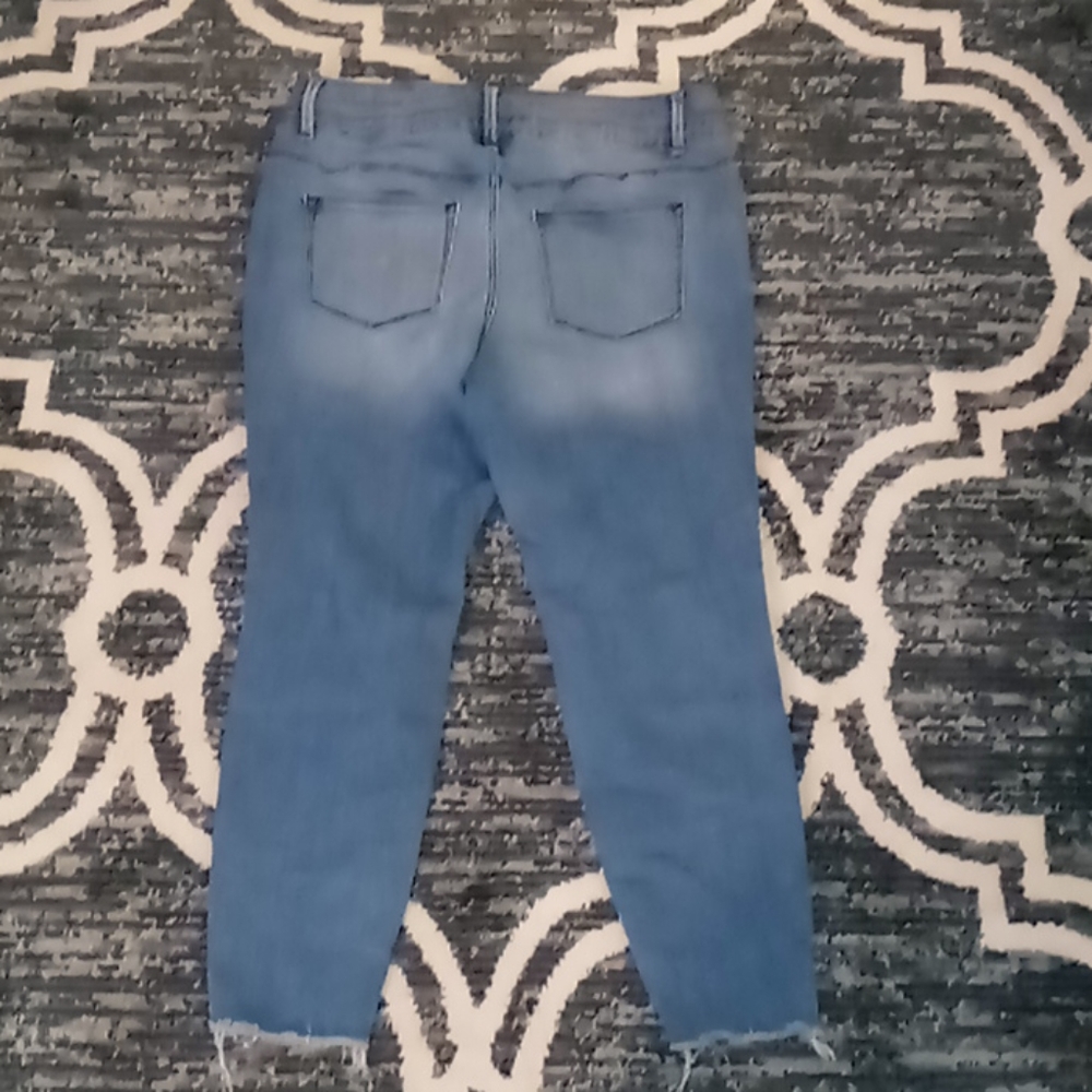 Jeans - Picture 2 of 2